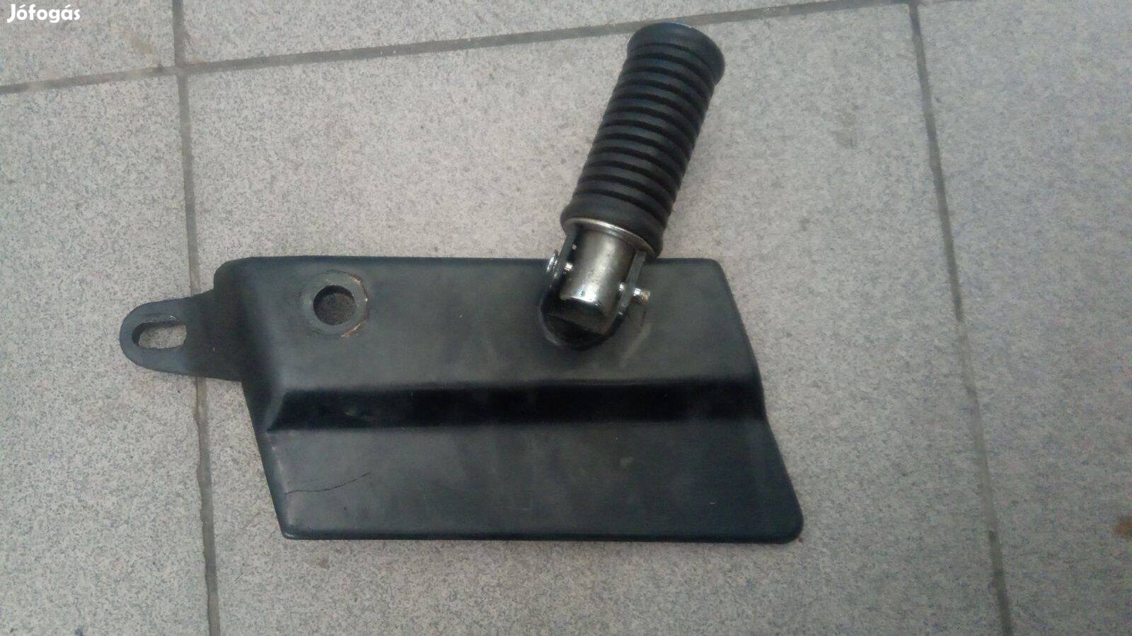 Keeway Supershadow 250 utaslábtartó bal