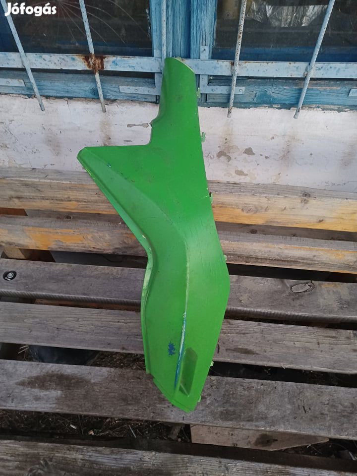 Keeway flash ülés alatti idom