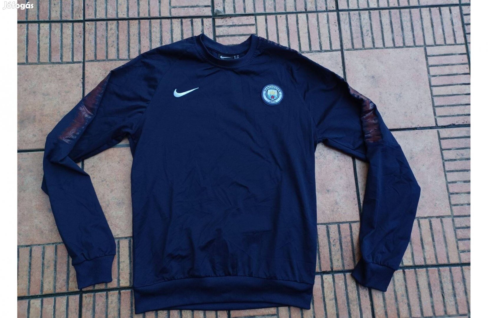 Kék Nike pulóver