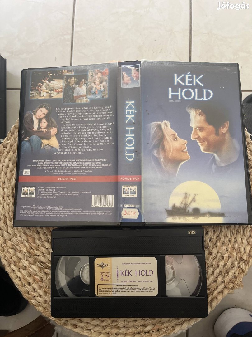 Kék hold vhs. 