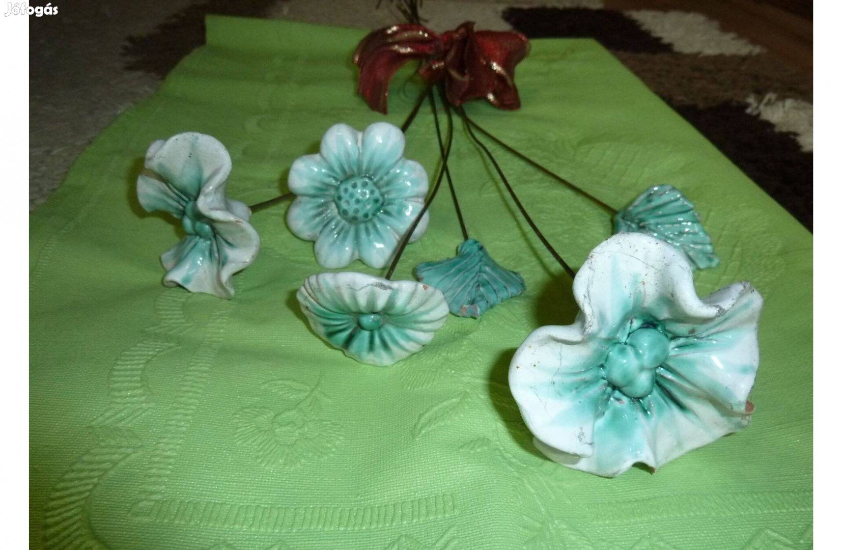 Kék kerámia virágok 4+2