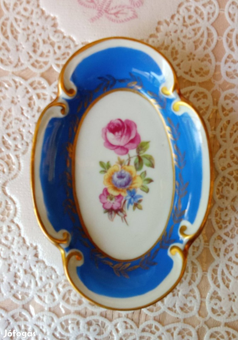 Kék szélú virágos Kenneberg porcelán hamutál