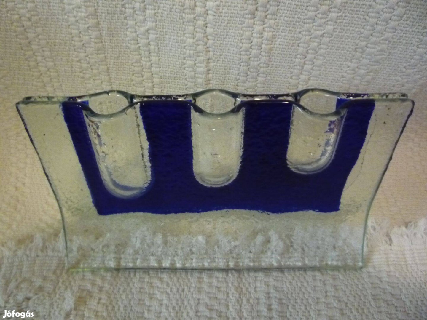 Kék színnel díszített vastag üveg váza,gyertyatartó,dísztárgy