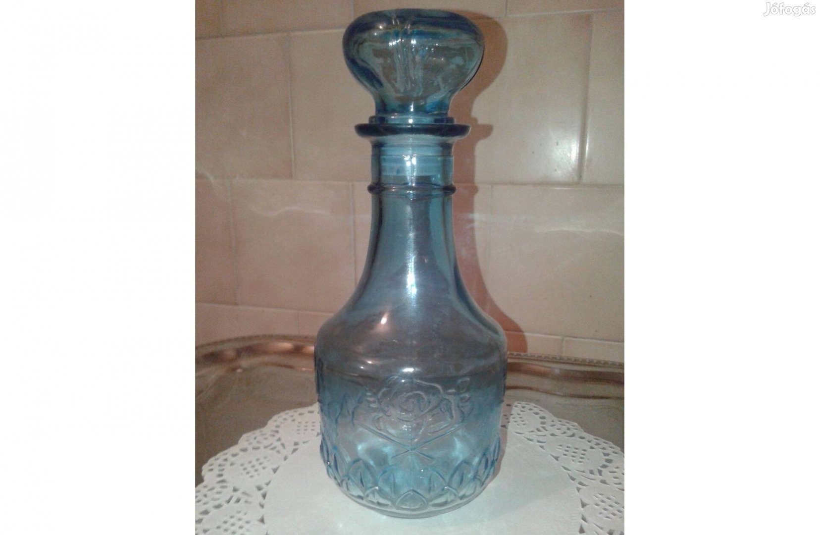 Kék színű ecet- vagy olajtároló üveg dugóval szinte ingyen