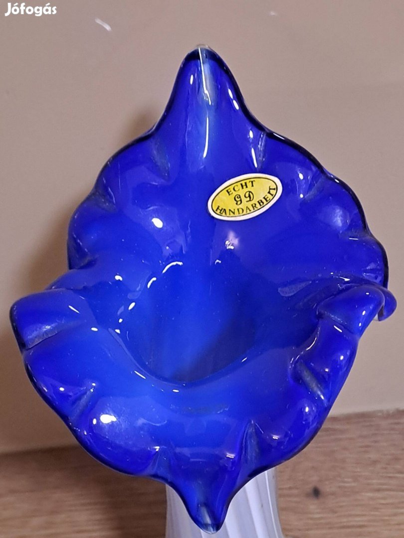 Kék üveg váza, dísztárgy