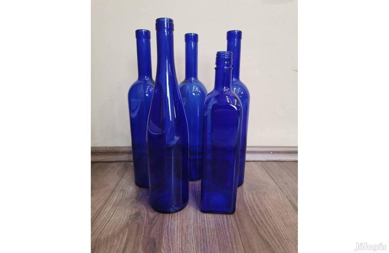 Kék üvegek /díszüvegek (5 db)