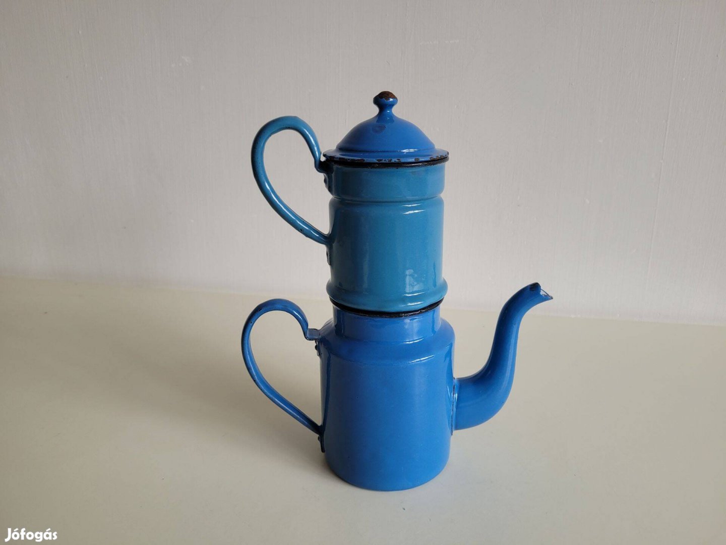 Kék zománcos régi vintage kávéfőző zománcozott fél literes kávéfőző