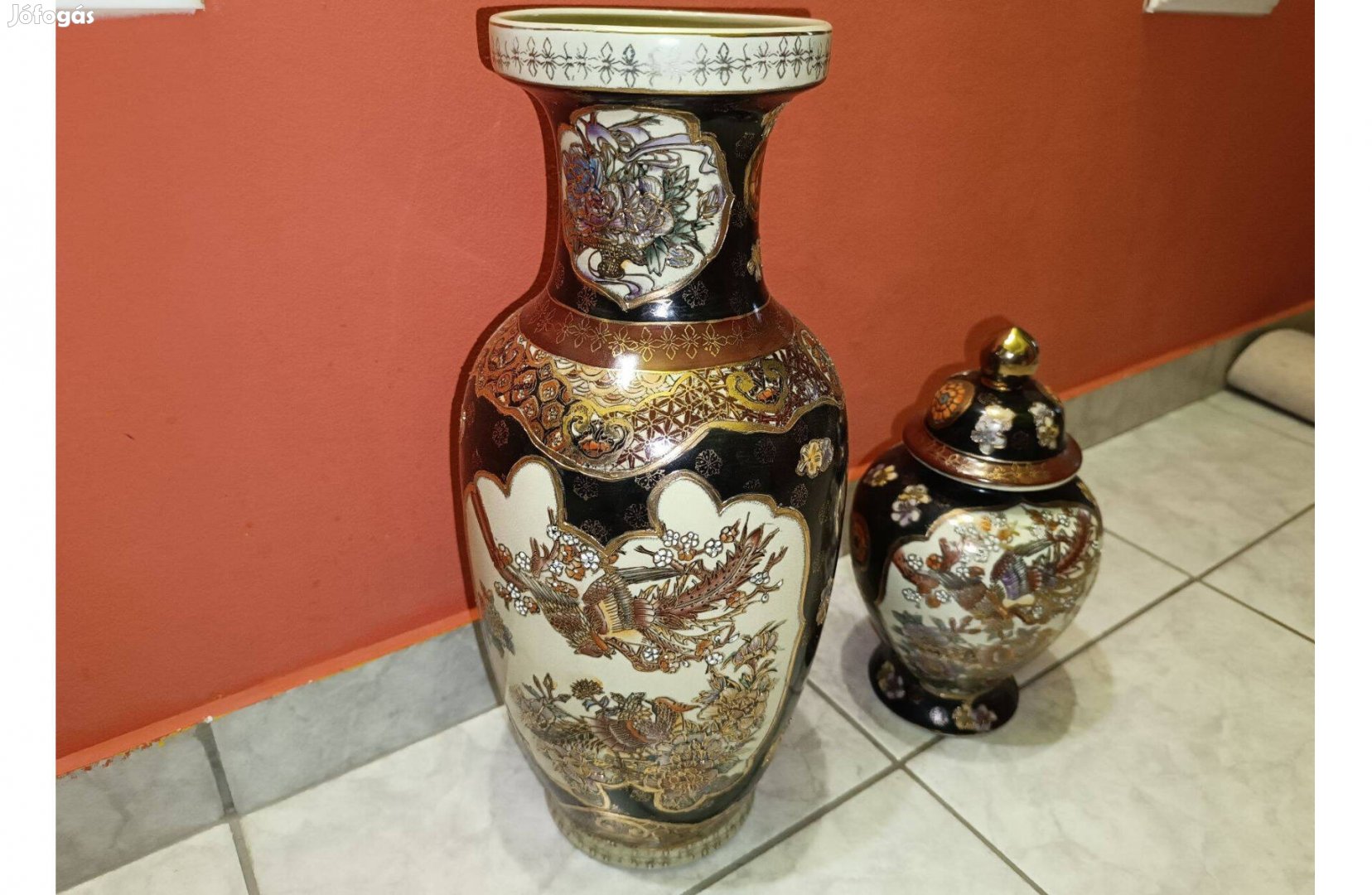 Keleti porcelán fedeles váza és padlóváza , Terebess