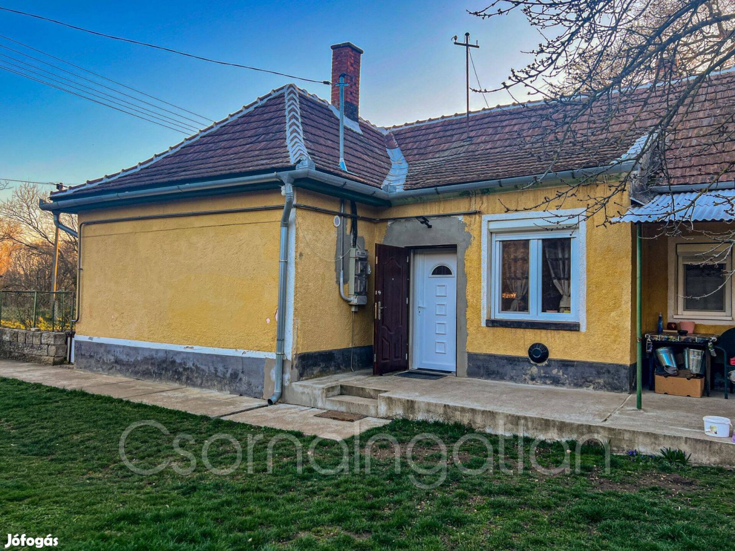 Kemenesszentpéter - 2 szoba nappalis természetközeli ház