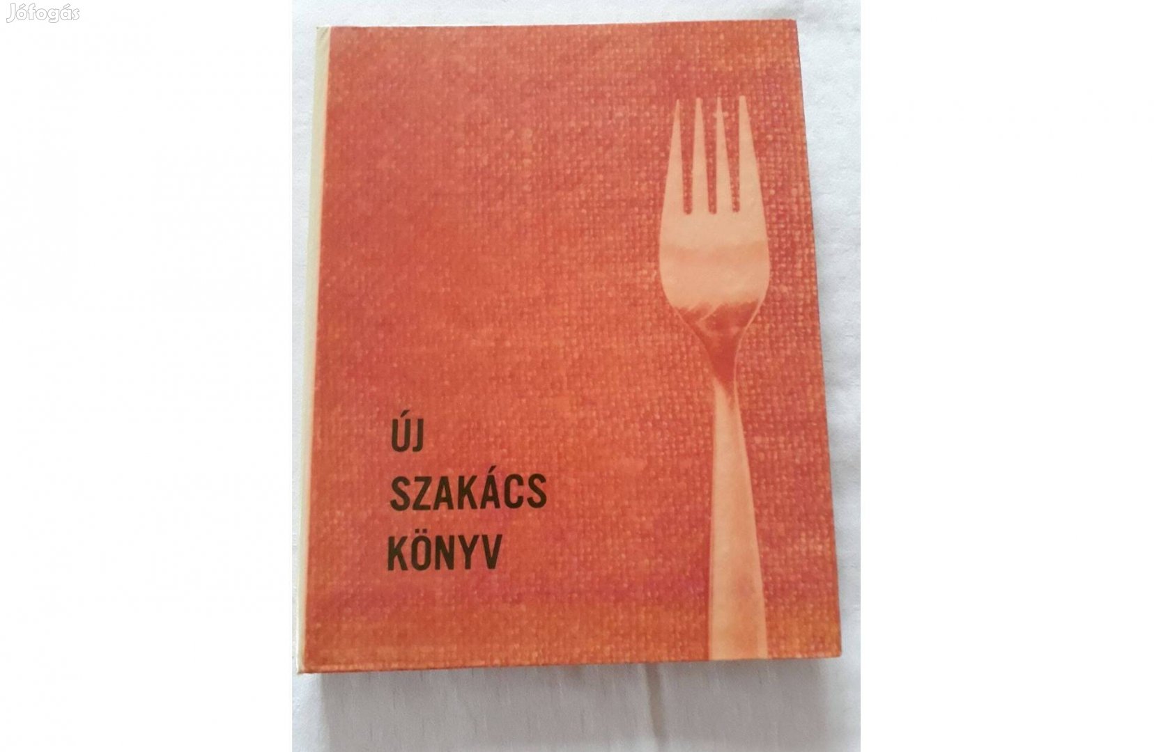 Keménytáblás új szakácskönyv