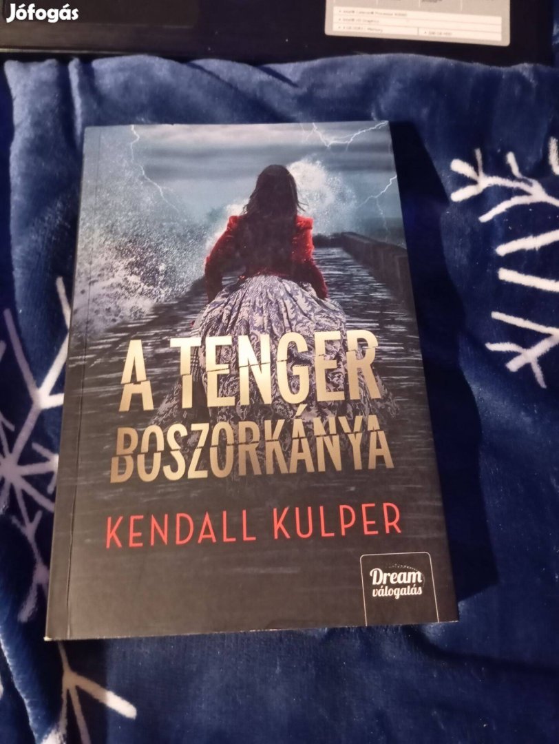 Kendall Kulper: A tenger boszorkánya (A tenger boszorkánya 1.)