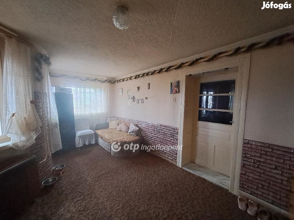 Kenderesi 100 nm-es ház eladó