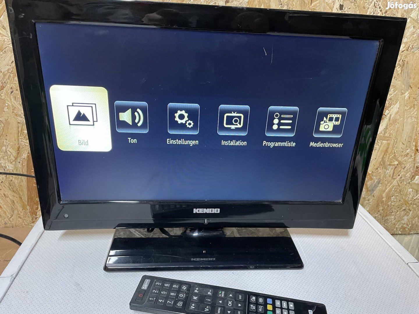 Kendo 19" 48cm led tv monitor eladó 