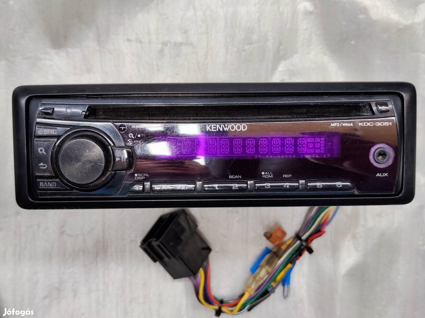 Kenwood CD/MP3 autórádió, fejegység. Tartozék ISO kábel. 