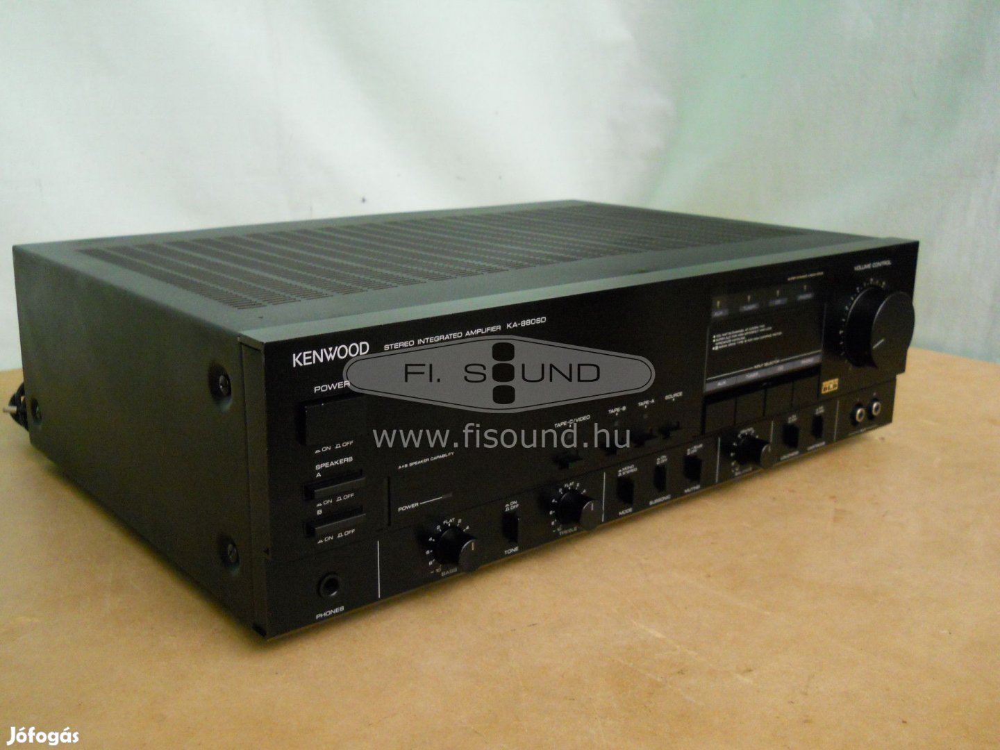 Kenwood KA-880SD ,2x130W,4-16 ohm,4 hangfalas sztereo erősítő