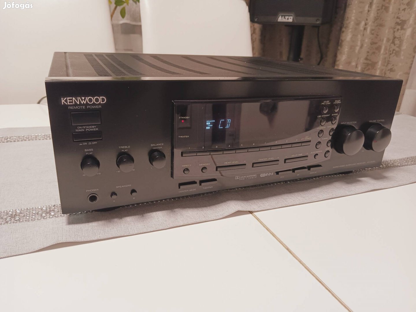 Kenwood KR - V6080 erősítő 