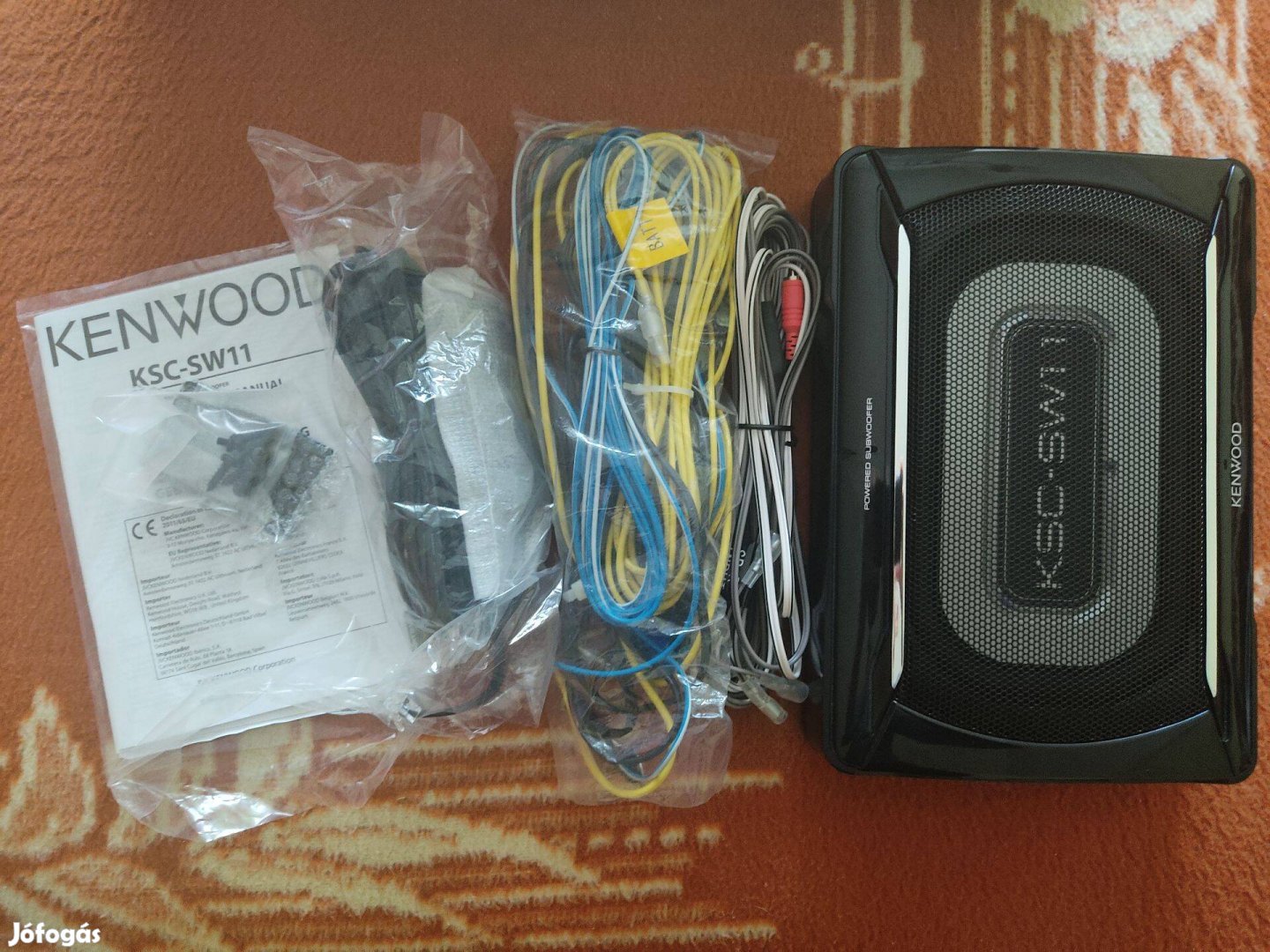 Kenwood KSC-SW11 aktív mélysugárzó ülés alá