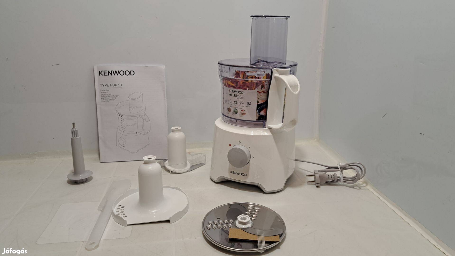 Kenwood Multipro Compact FDP30 konyhai robotgép, 800 W