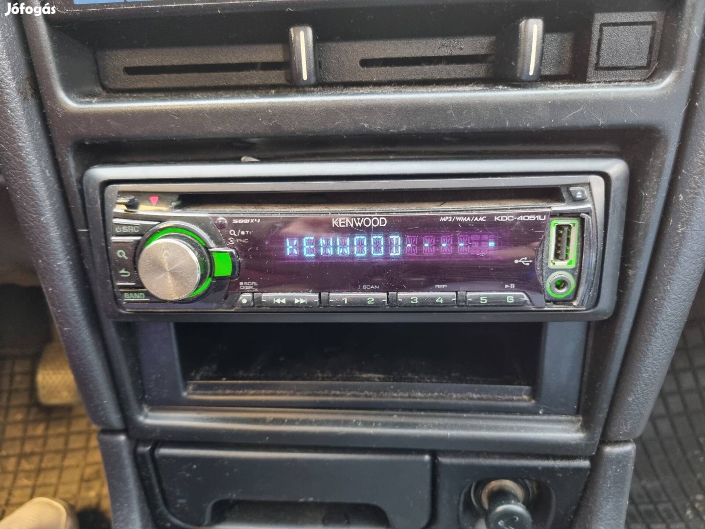 Kenwood fejegység usb, aux, cd, mp3 