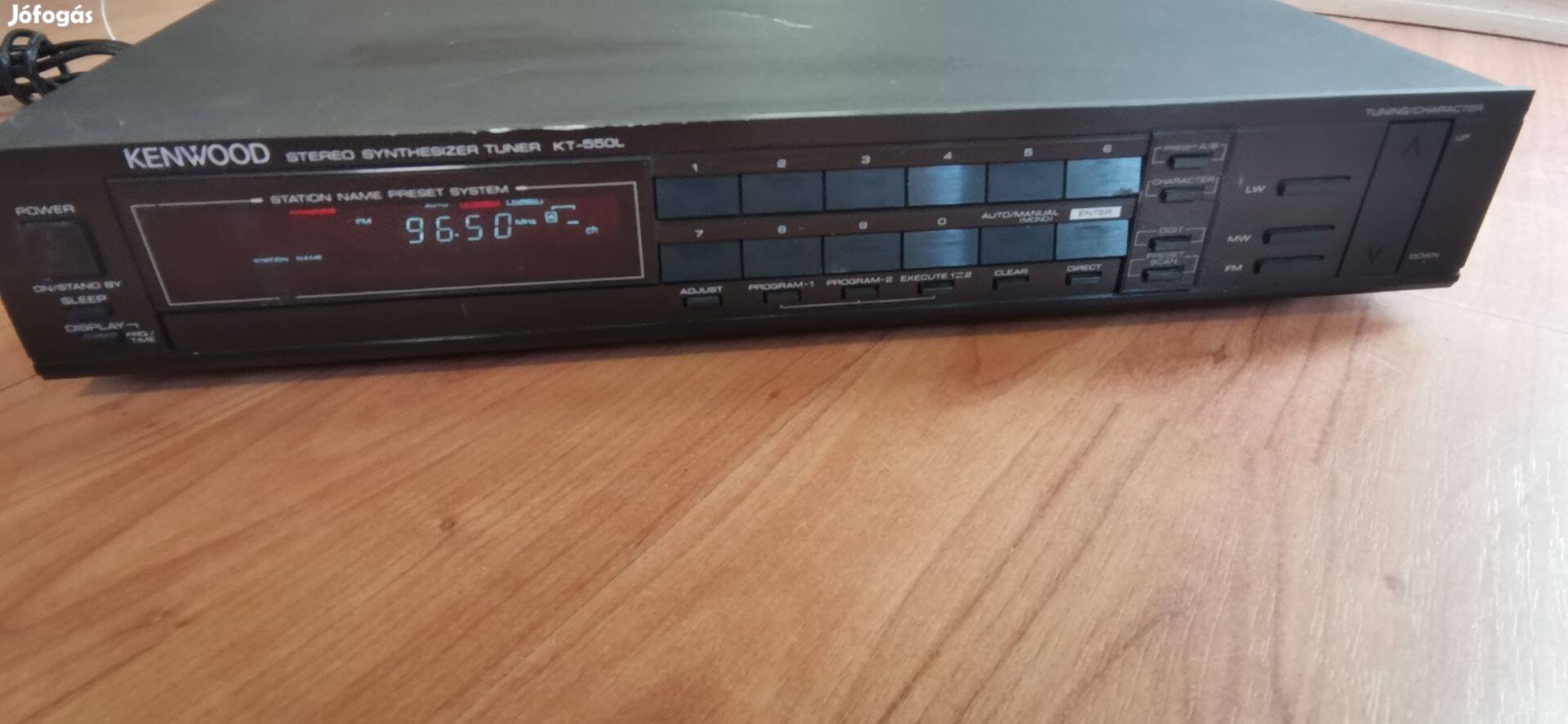 Kenwood tuner rádió típusa : KT-550L