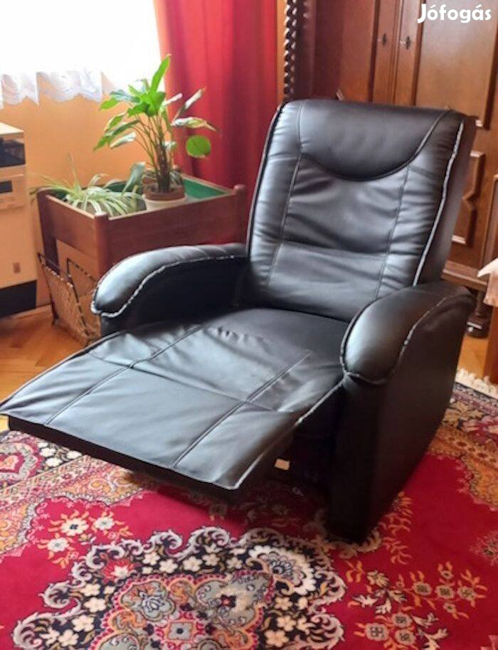 Kényelmes relax fotel lábtartóval !