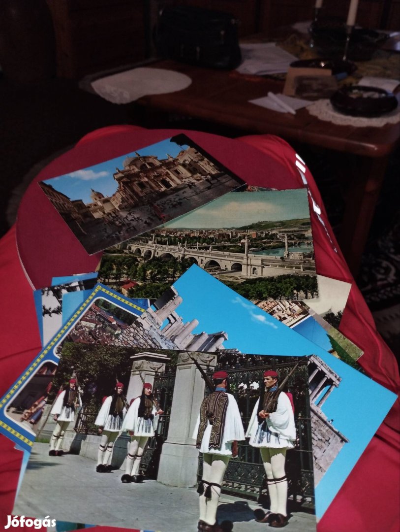 Képeslapok, különböző országokból. 30 db.