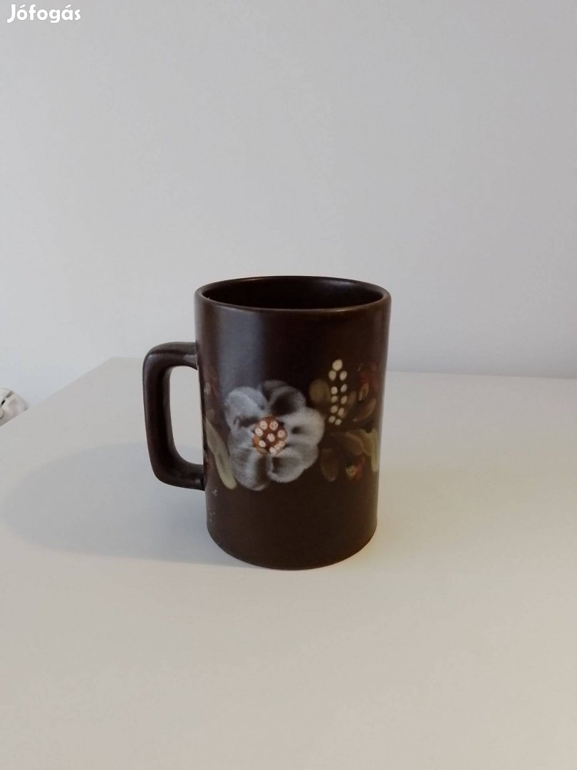 Kerámia bögre 13 cm magas