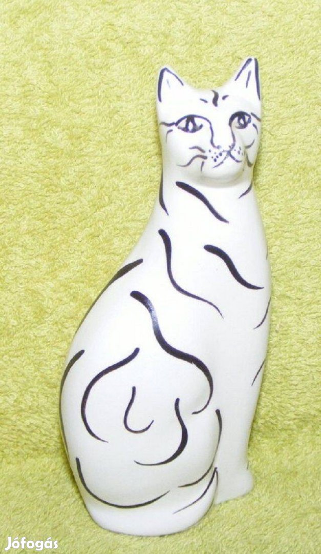 Kerámia cica figura