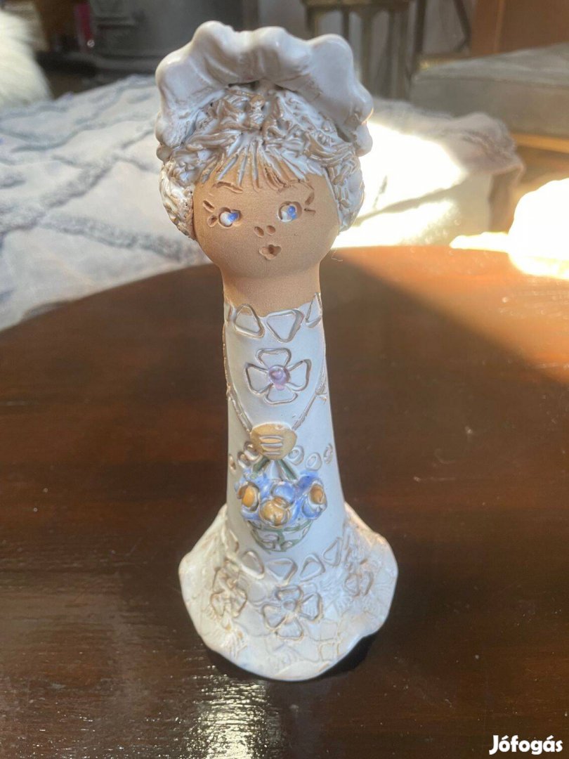 Kerámia figura (Győrbíró Enikő)