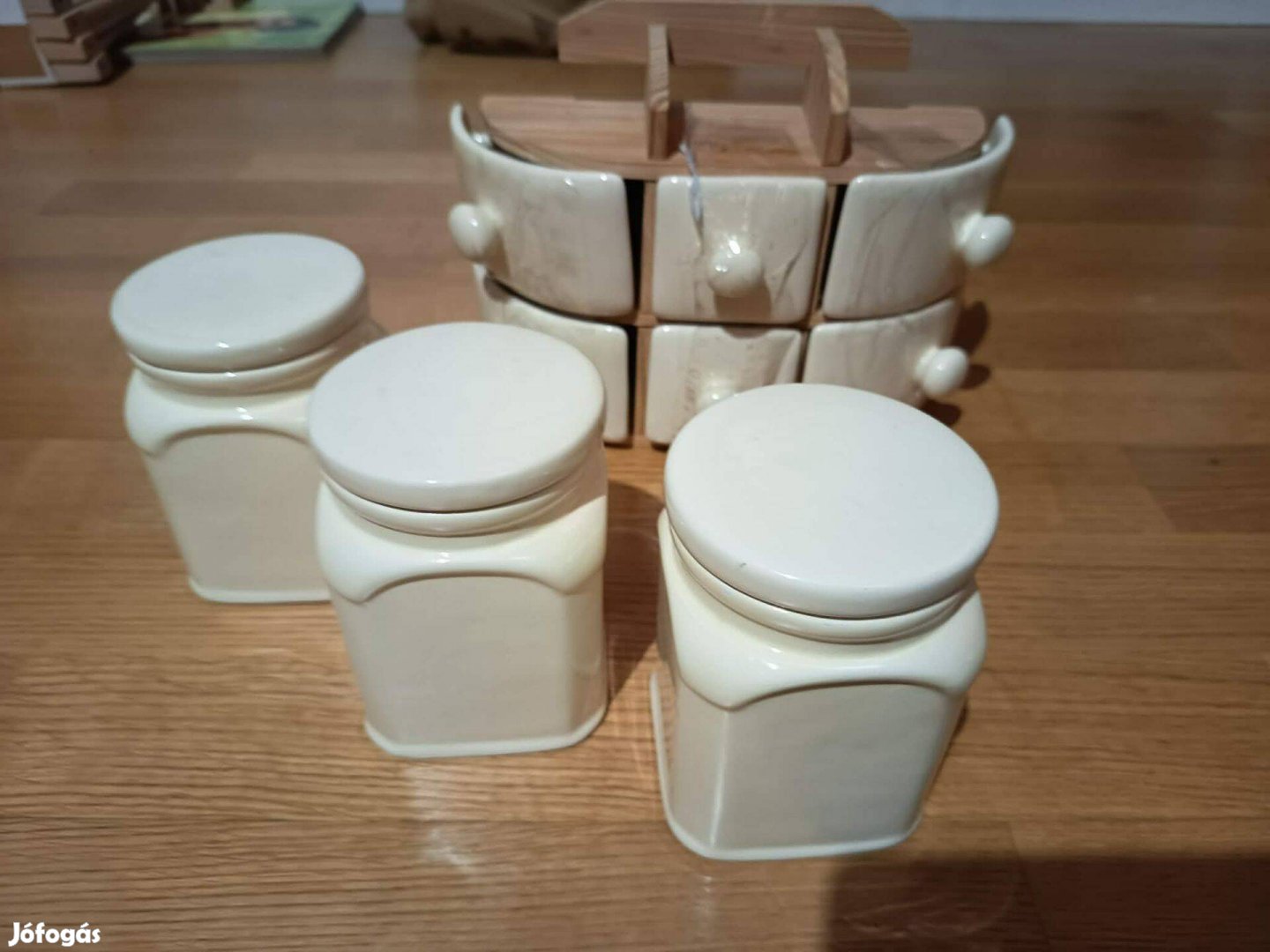 Kerámia fűszertartó szett falra szerelhető tartóval