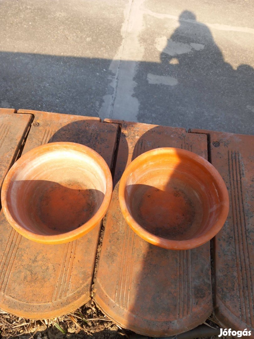 Kerámia virágtál kaspó a 2 db egybe átm 16cm