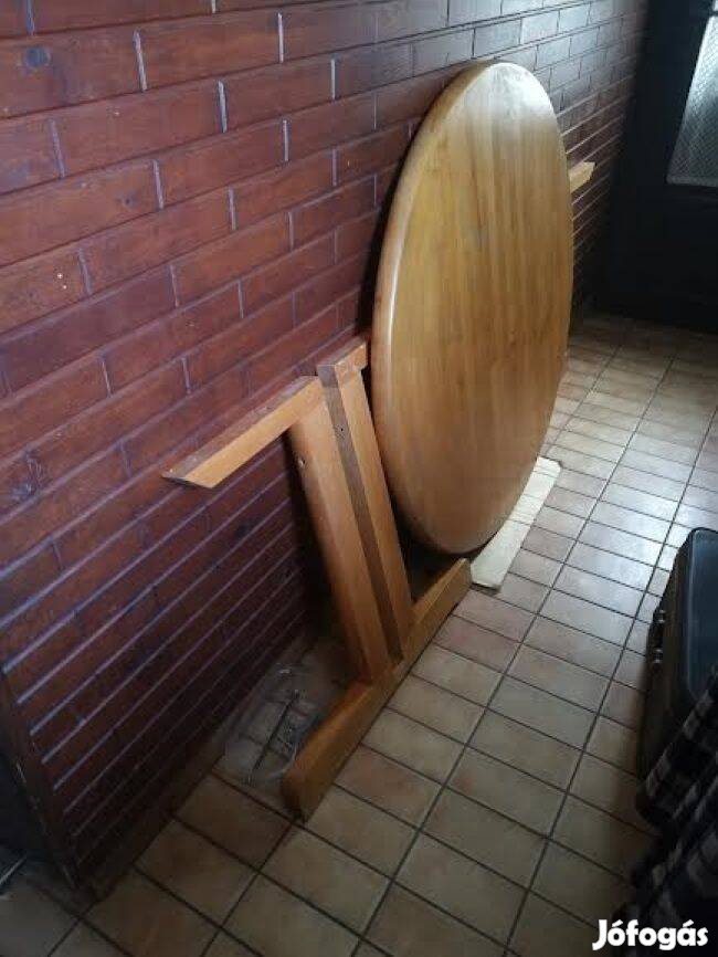 Kerek konyhaasztal