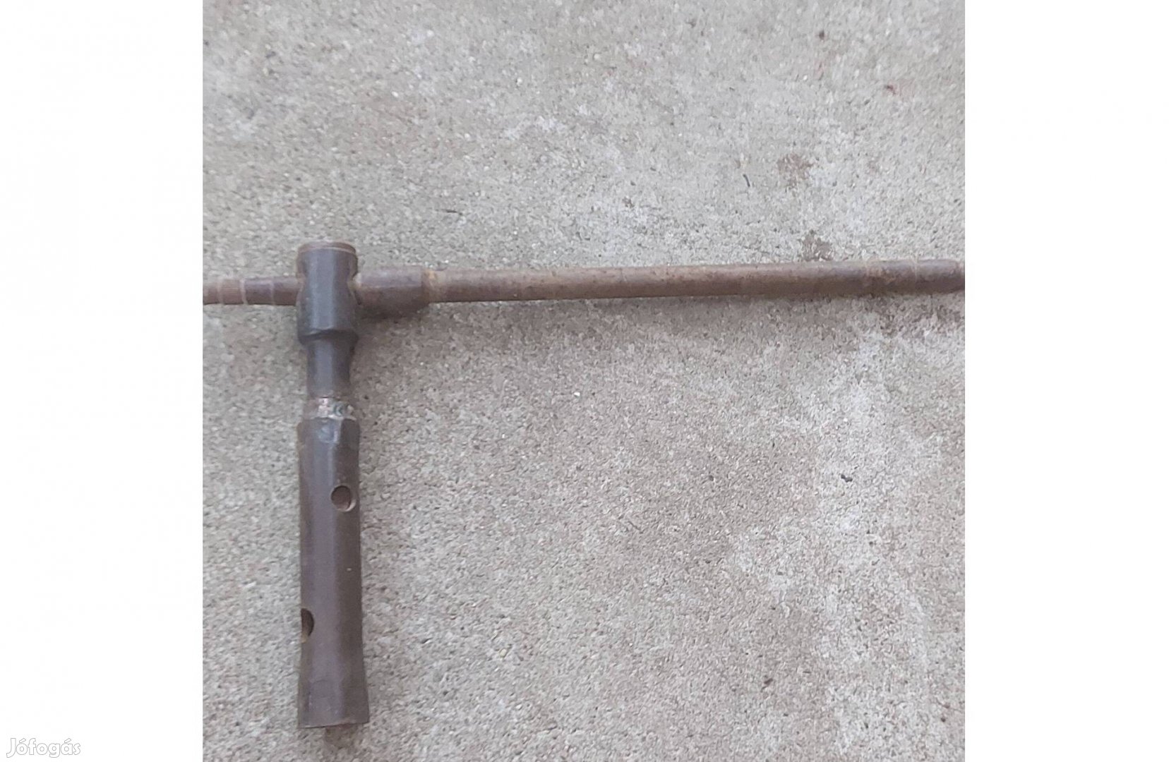 Kerékanya kulcs, (32-es) 50 cm-es hajtószárral