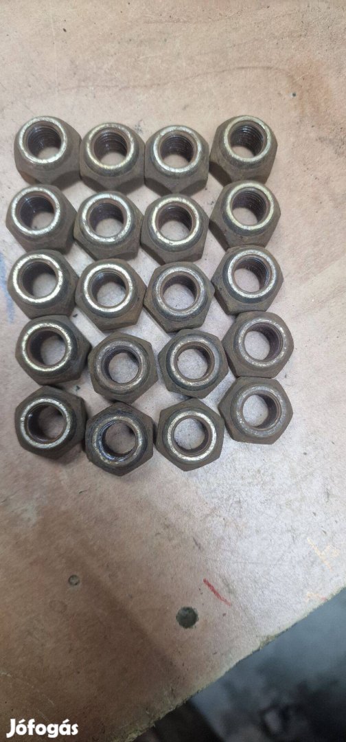 Kerékanya lemezfelnihez Toyota Avensis T27