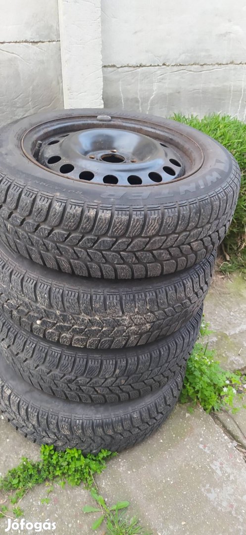 Kerekek Opel Zafira Astra 15 acél felnik újszerű állapotban 