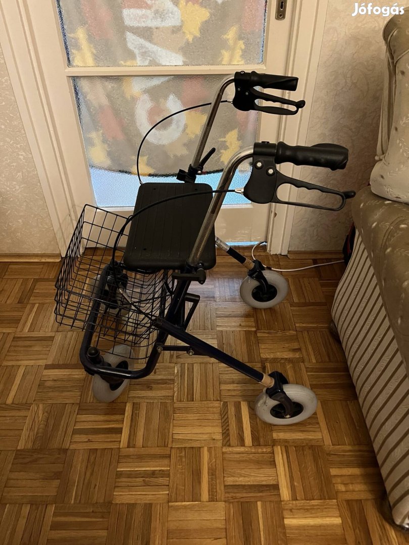 Kerekes járókeret esztra erős