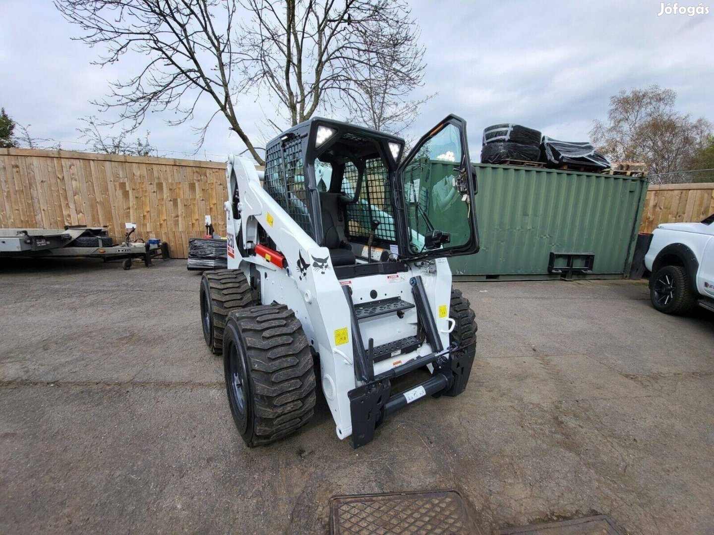 Kerekes rakodó Bobcat S250