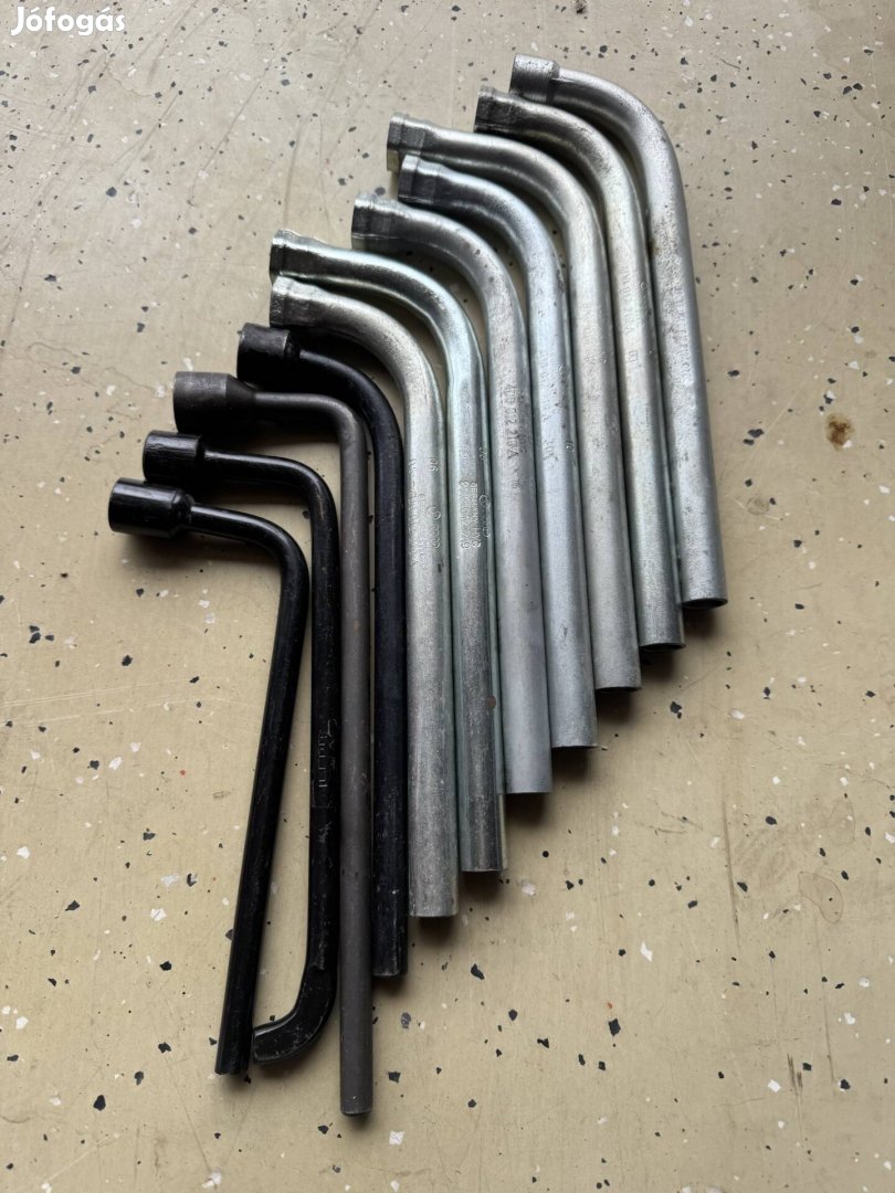 Kerékkulcs kerék kulcs 17 es gyári