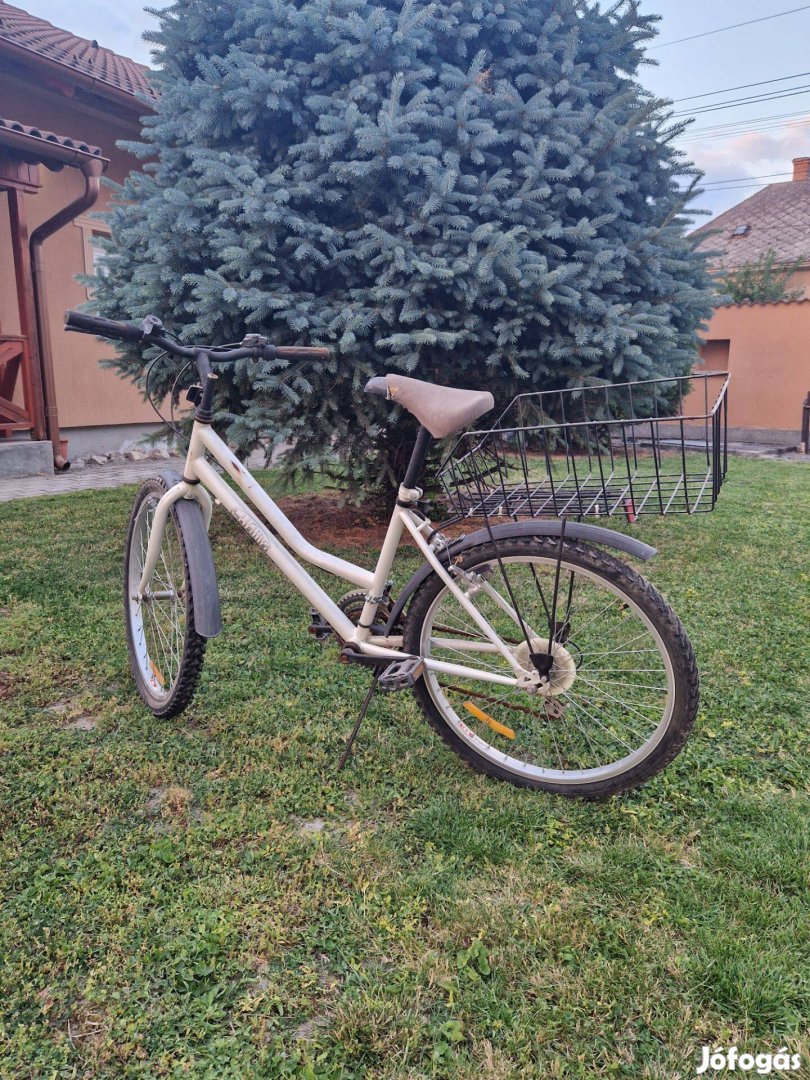 Kerékpár 24-es Mountain bike