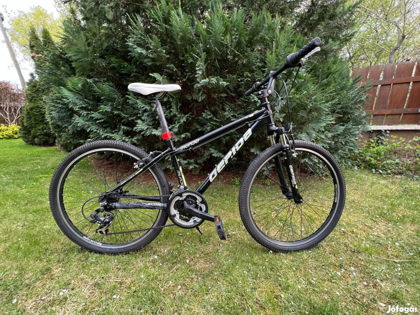 Kerékpár 26" Gepida Mundo Sport line