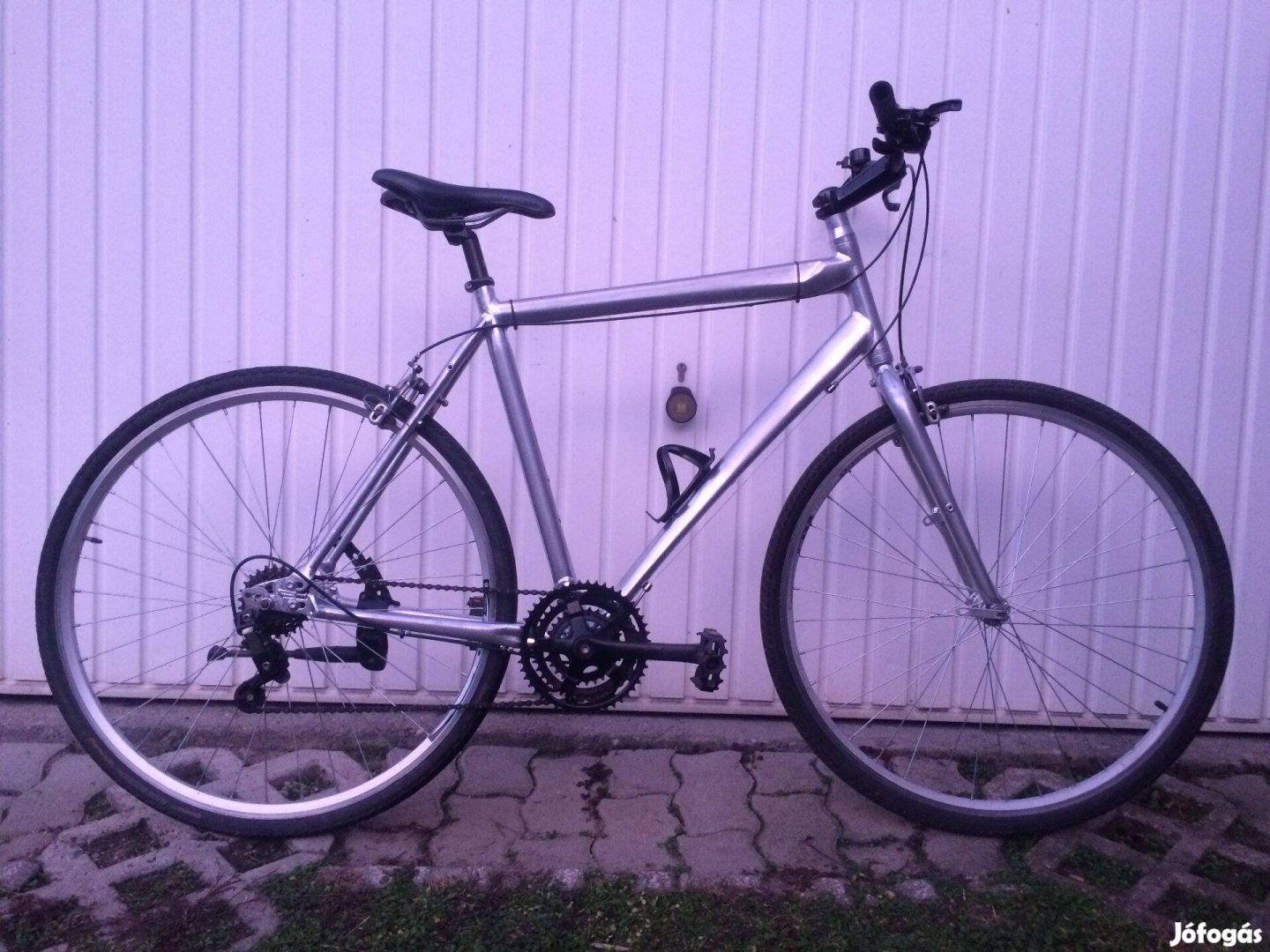 Kerékpár Trekking 28 "
