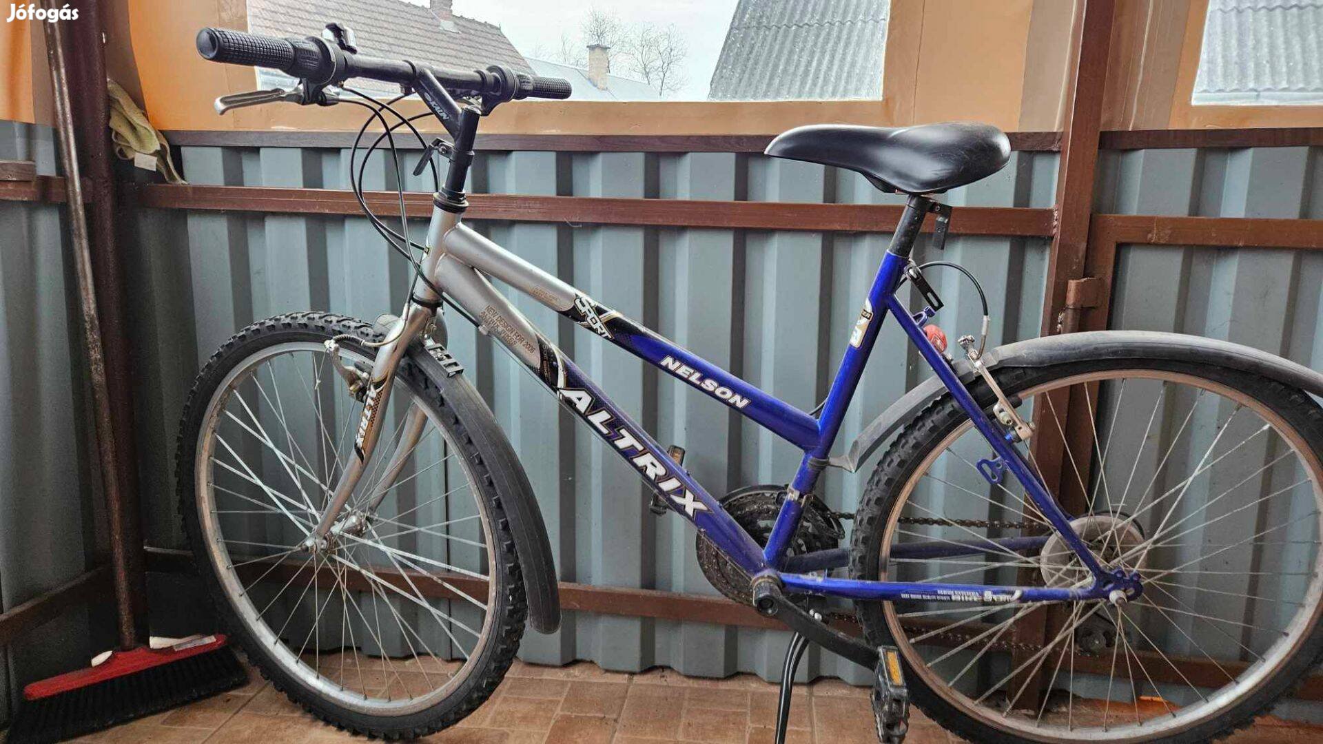 Kerékpár, univerzális montenbike!