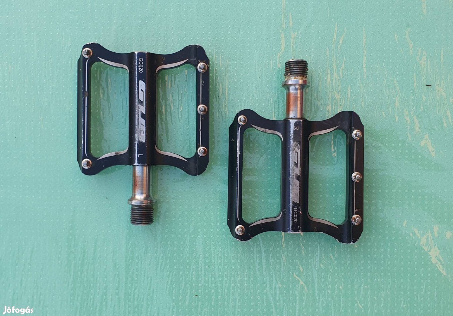 Kerékpár alumínium pedálok.