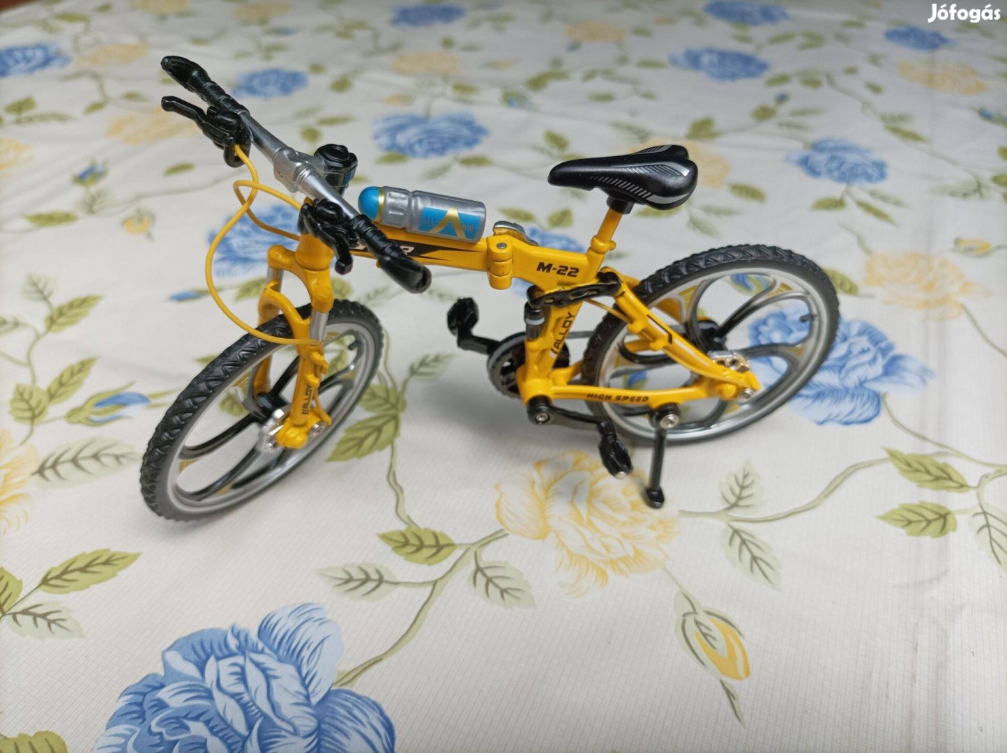 Kerékpár modell gyönyörű, fém, részletgazdag eladó!