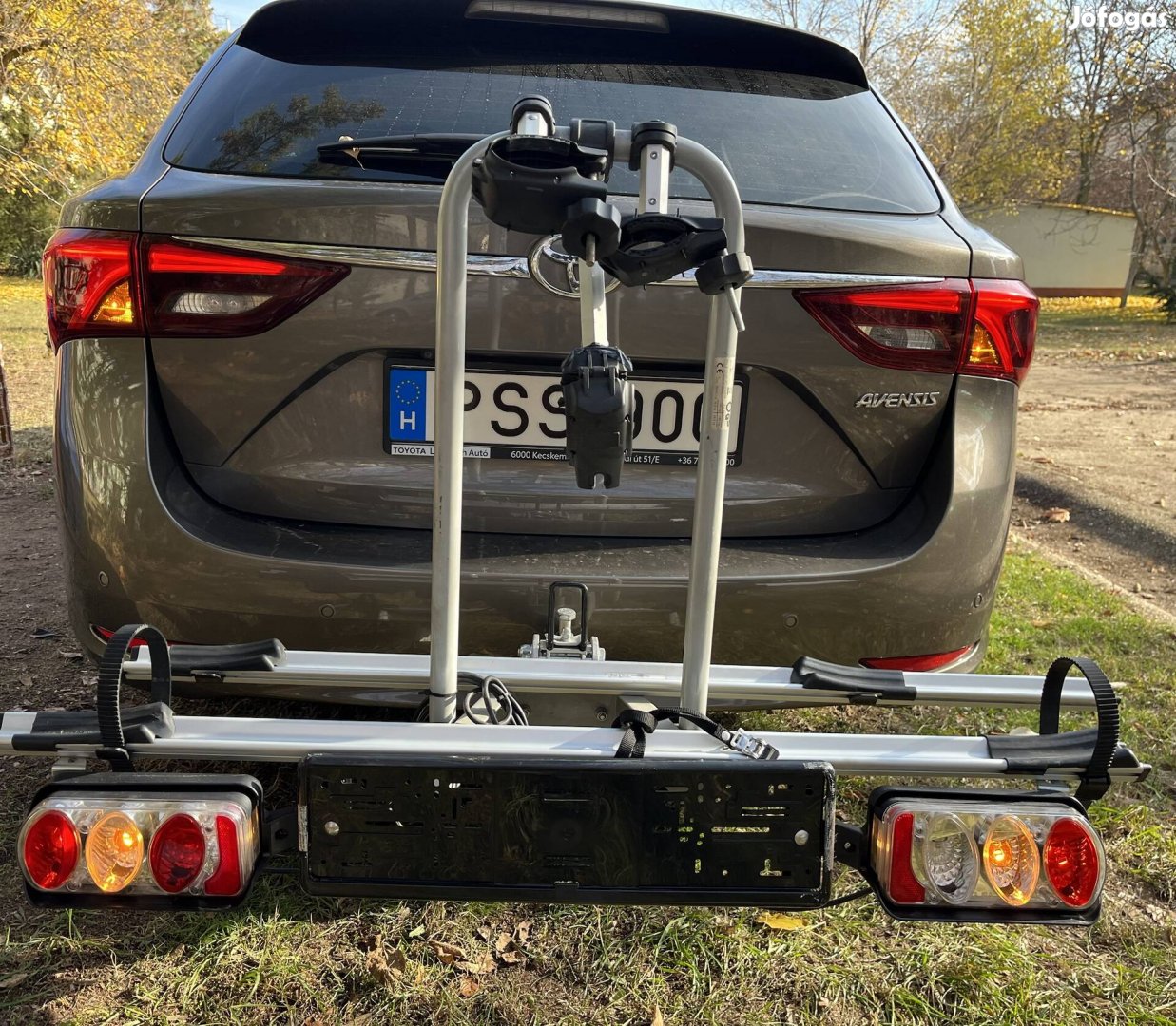 Kerékpárszállító vonóhorogra 