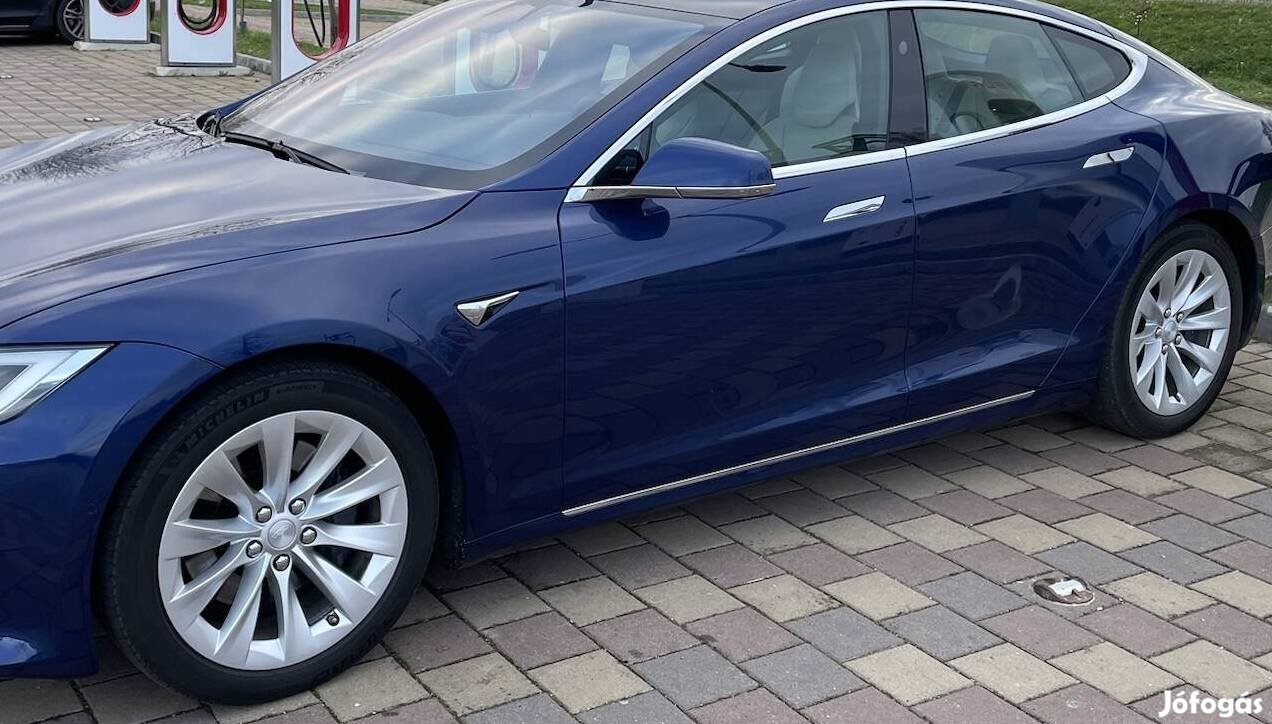 Keresek Vásárolnék Tesla Model S R19 Alufelnit 