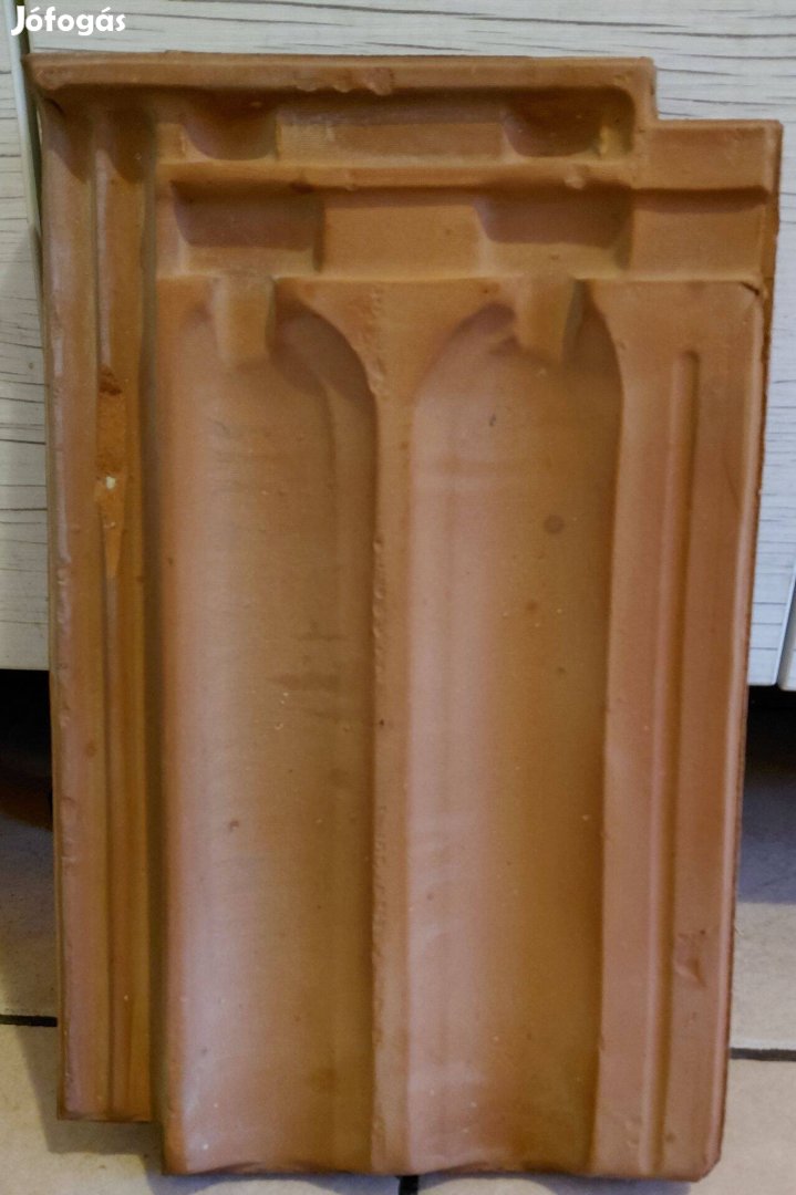 Keresek Békéscsabai cserép