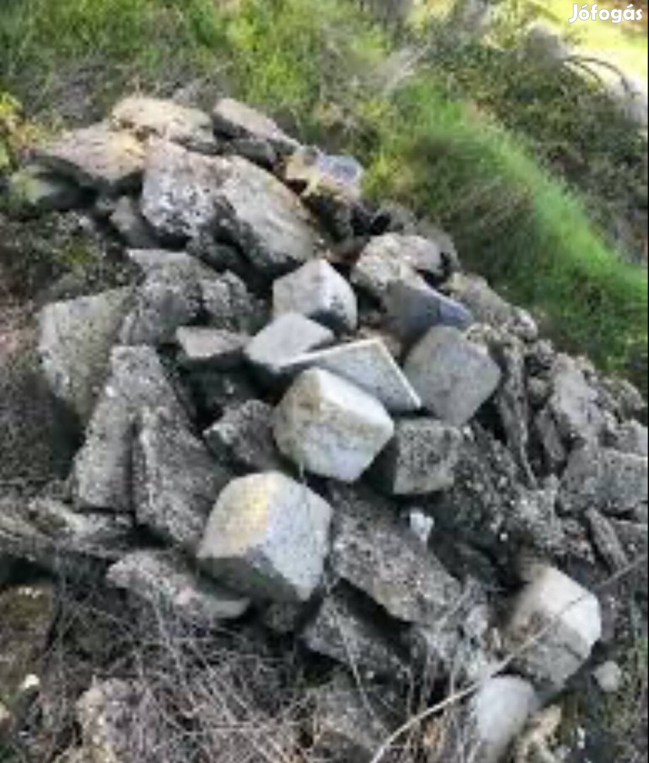 Keresek: Betontörmeléket keresek