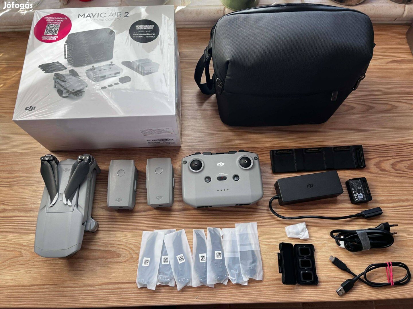 Keresek DJI Mavic Air 2 Fly More combo