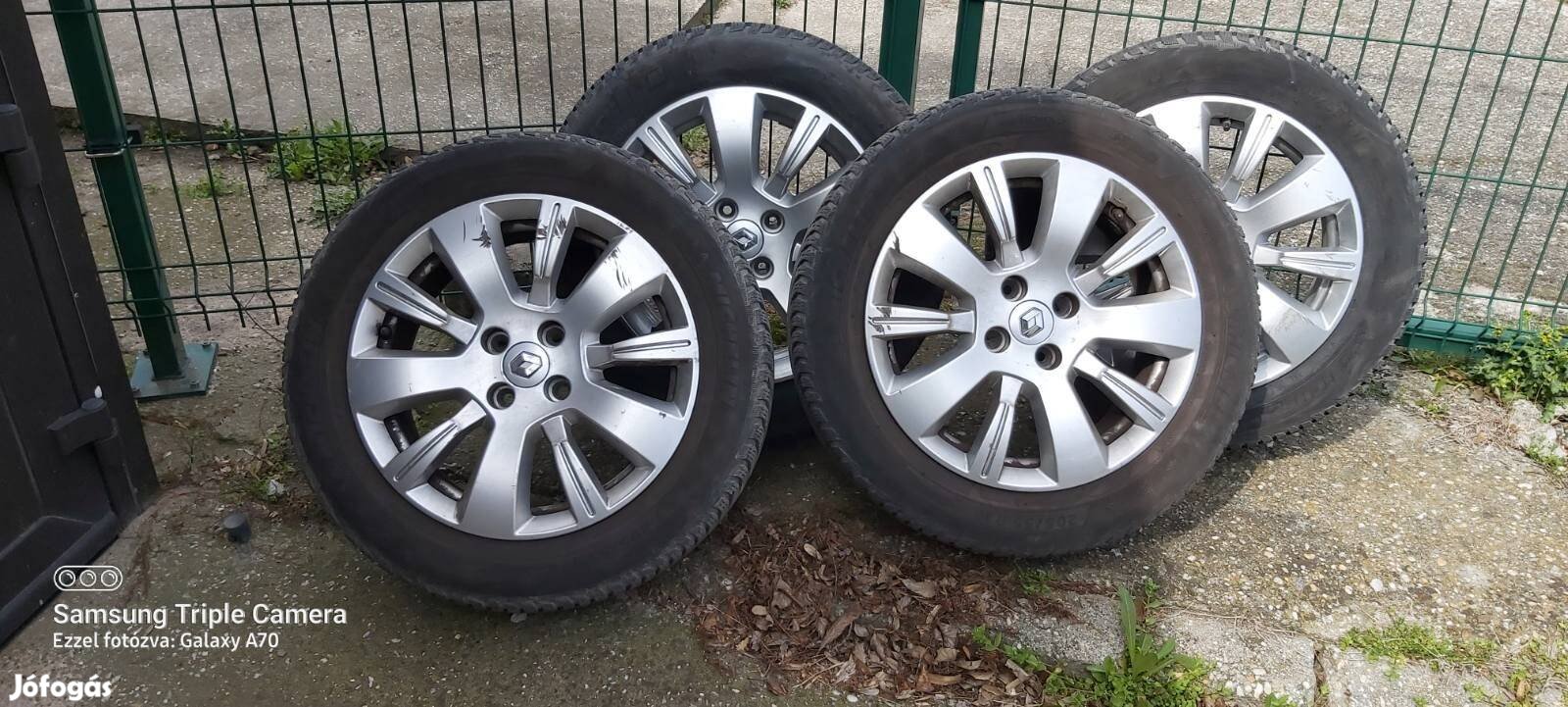 Keresek: Eladó gyári alufelni garnitúra téli gumikkal